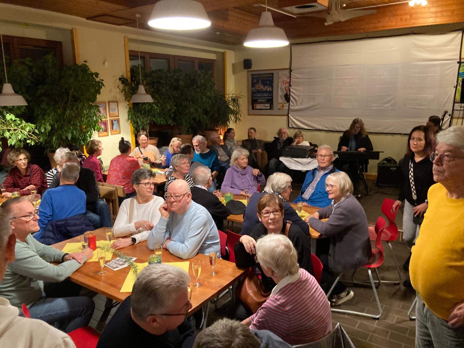 933a281c-49b1-412c-b5dd-e7cefb59cda7